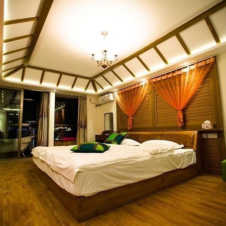 Yawei Apartment Hotel 昆明 エクステリア 写真