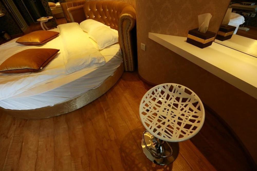 Yawei Apartment Hotel 昆明 エクステリア 写真