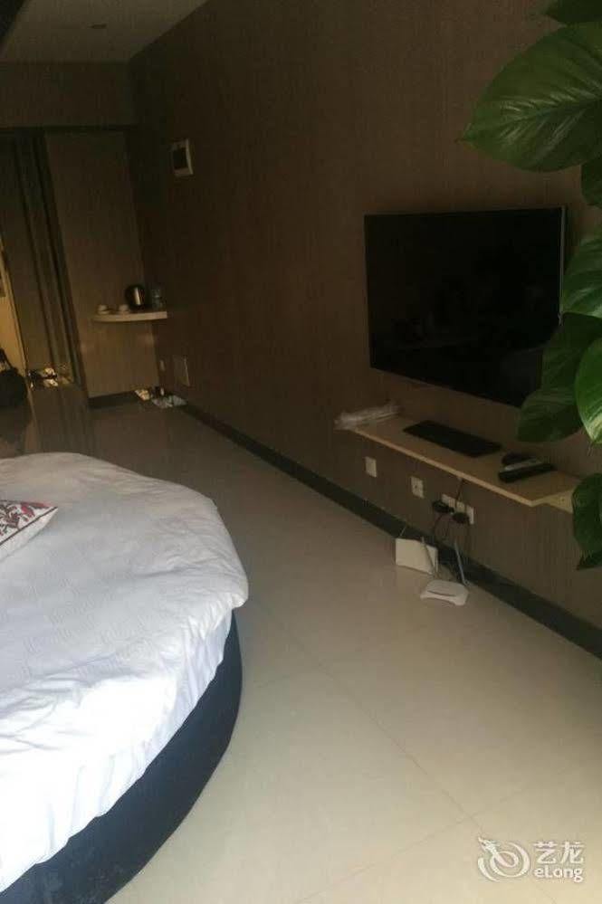 Yawei Apartment Hotel 昆明 エクステリア 写真